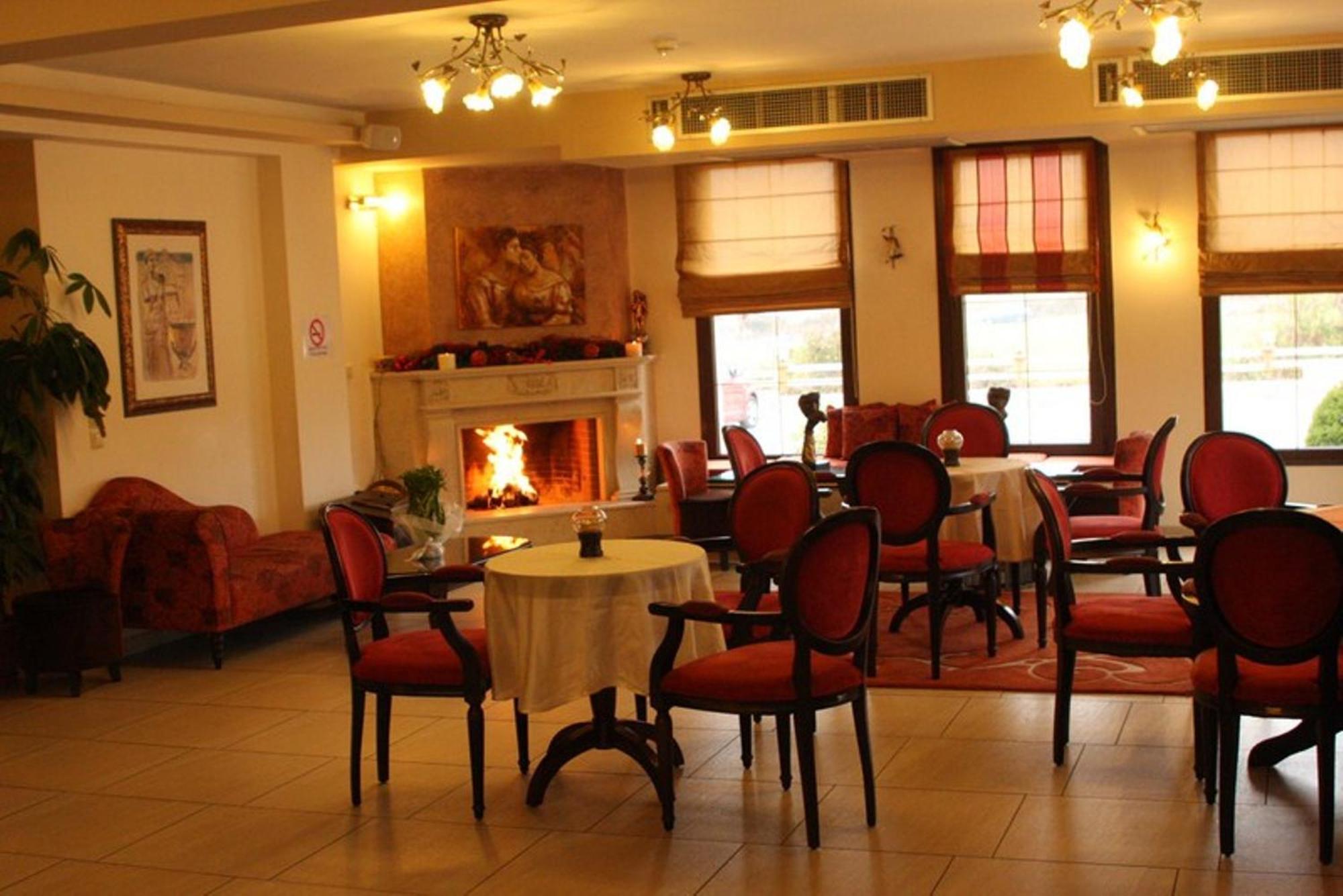 Lozitsi Hotel เวเรีย ภายนอก รูปภาพ