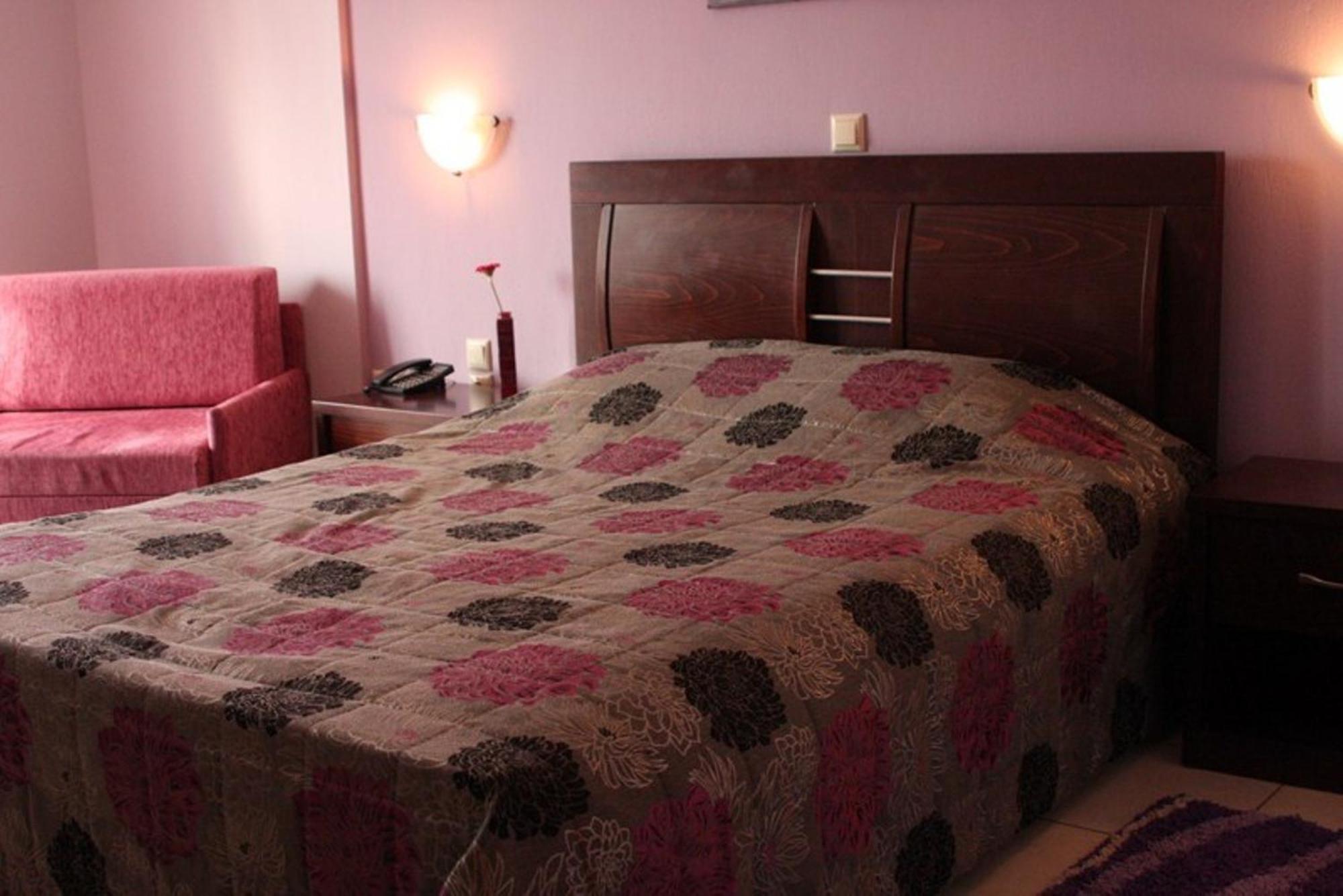 Lozitsi Hotel เวเรีย ภายนอก รูปภาพ
